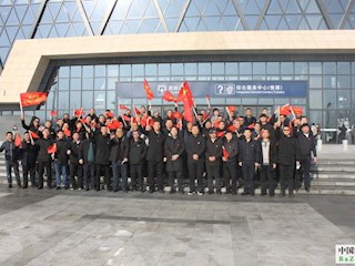 京雄城际铁路开通首日，南孟镇组织征迁工作者试乘