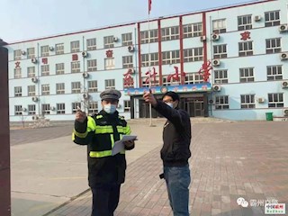 霸州市公安交通警察大队胜芳中队开学前精细做好学校门口交通组织